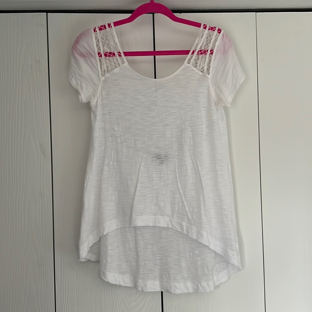 Express white lace t-shirt